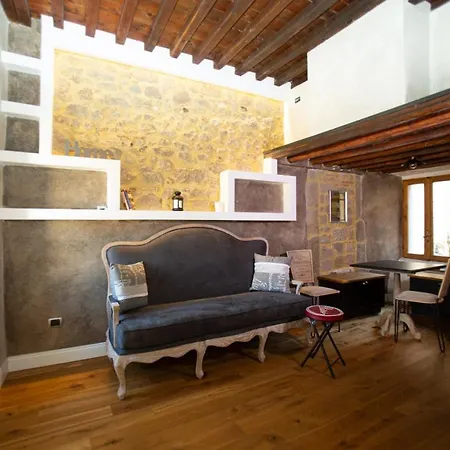 Gusto E Benessere La Maison Chic E Ristorante Apartamento *
